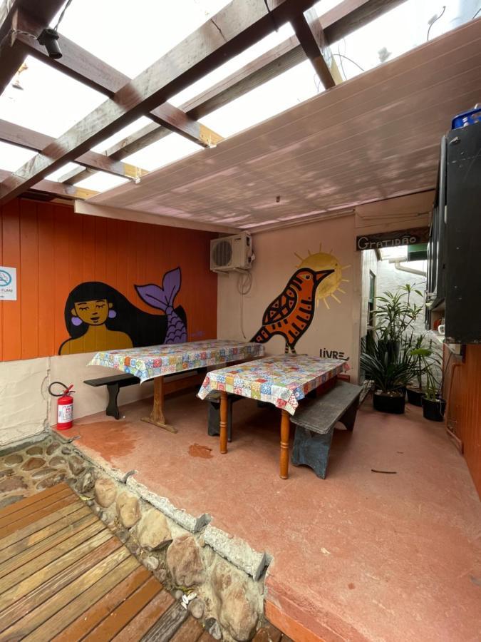 Hostel Antonio Pescador - Centro Da Guarda do Embaú Екстериор снимка